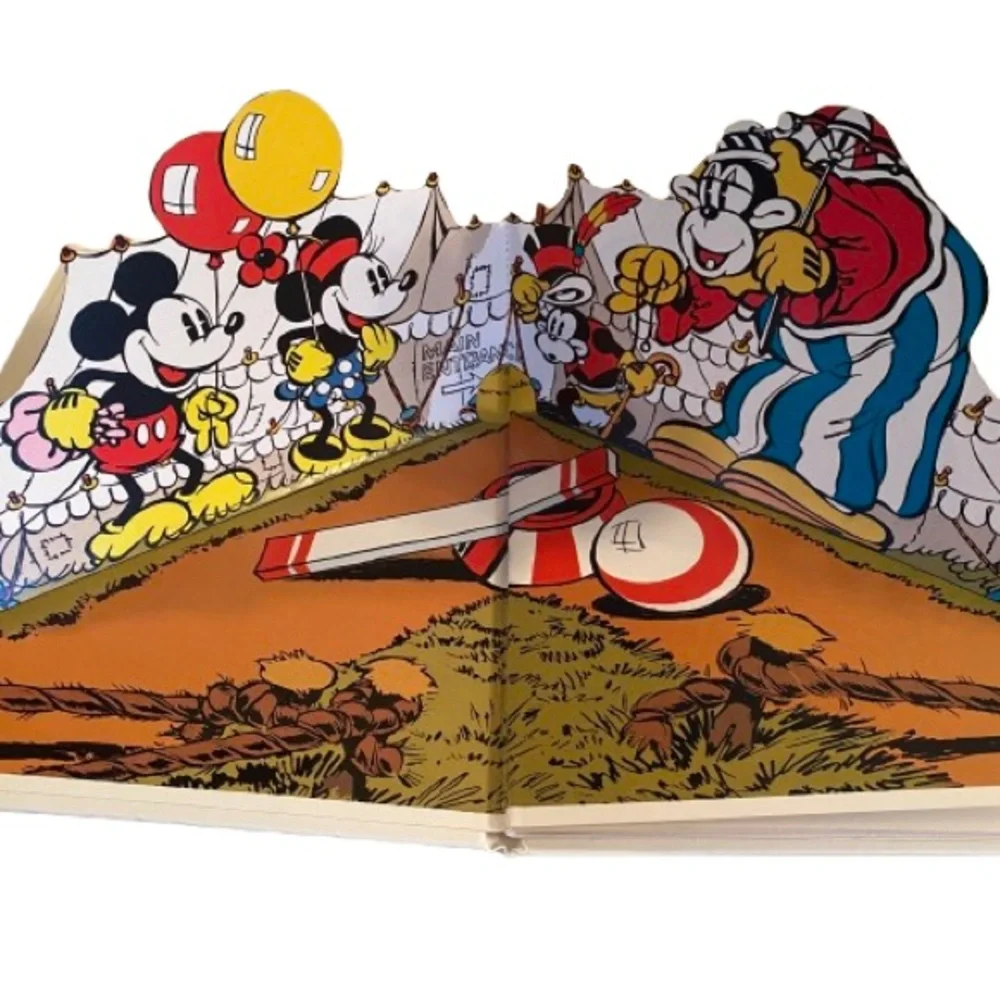 Disney The Pop-Up Mickey Mouse Book Republished from 1933 by Applewood Books